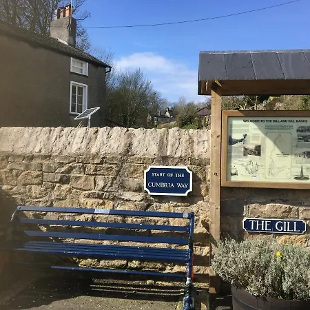 'gill Garth' Nyaraló Ulverston